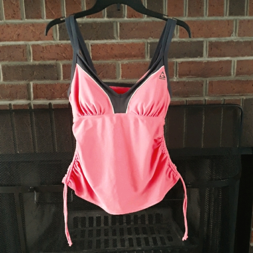 Gerry Tankini Swim Top Size M
